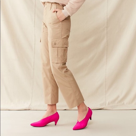 SOLD ✅ Urban Renewal Cropped Surplus Pant - Picture 4 of 4